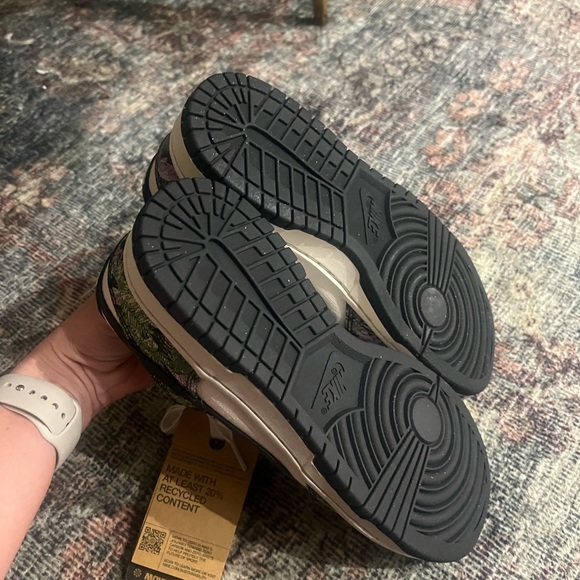 NWT Nike Dunk Low Next Nature ‘Floral Tapestry’ Size 8 - Picture 4 of 6